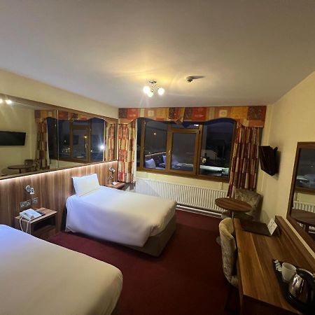 West County Hotel Дъблин Екстериор снимка