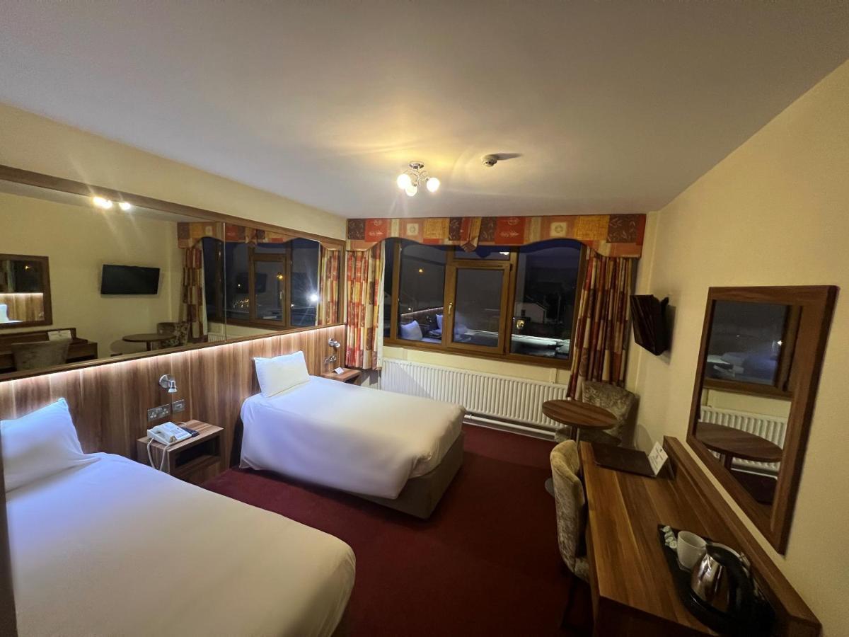 West County Hotel Дъблин Екстериор снимка