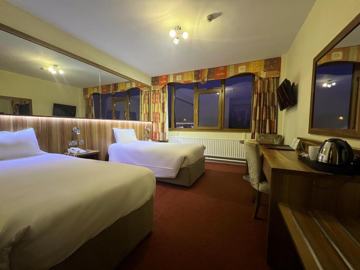 West County Hotel Дъблин Екстериор снимка